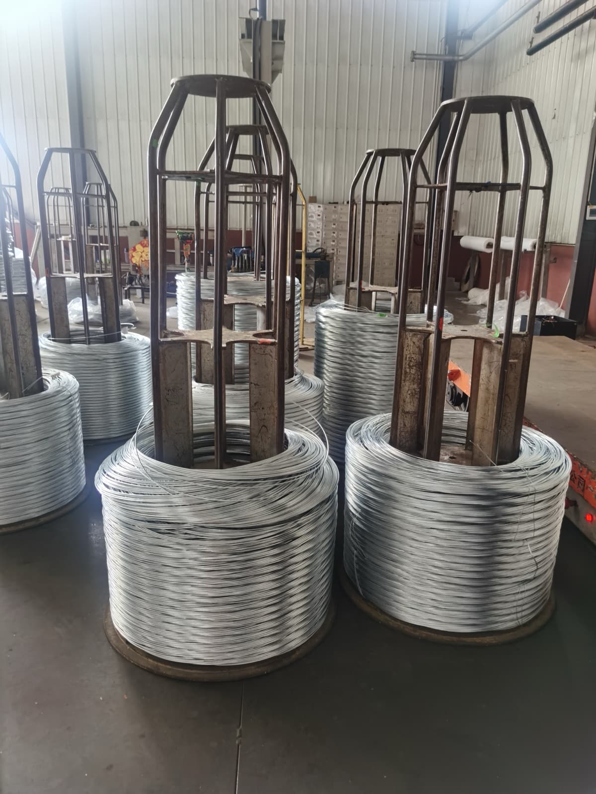 Multi-wire drawing