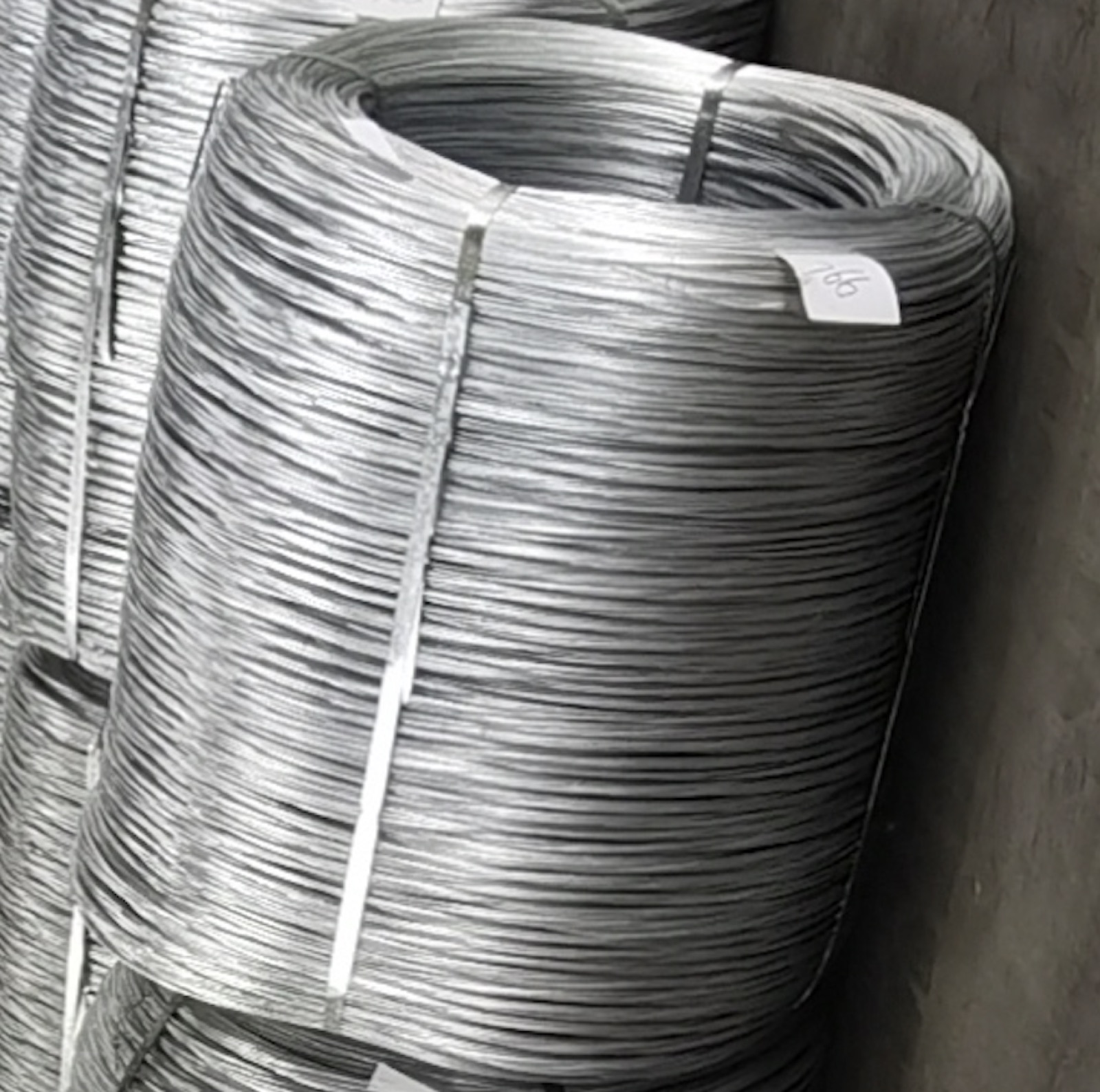 Bright Galvanized Unitizing Wire for Pulp Bale Strapping (2.2–3.0 mm, 965–1172 MPa)